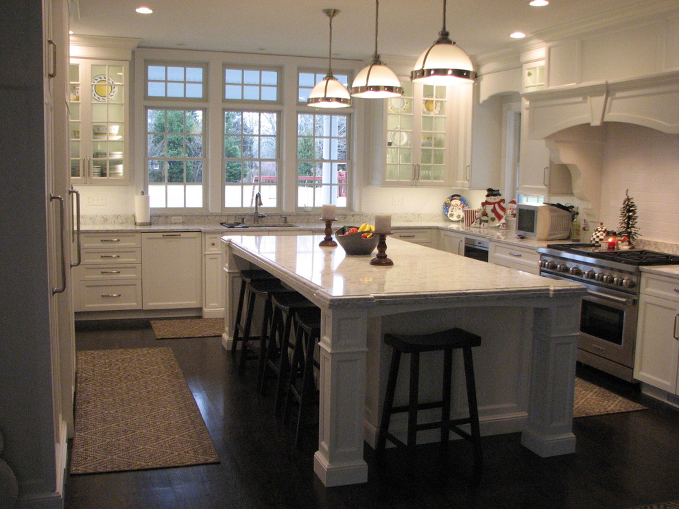 Home design - transitional home design idea