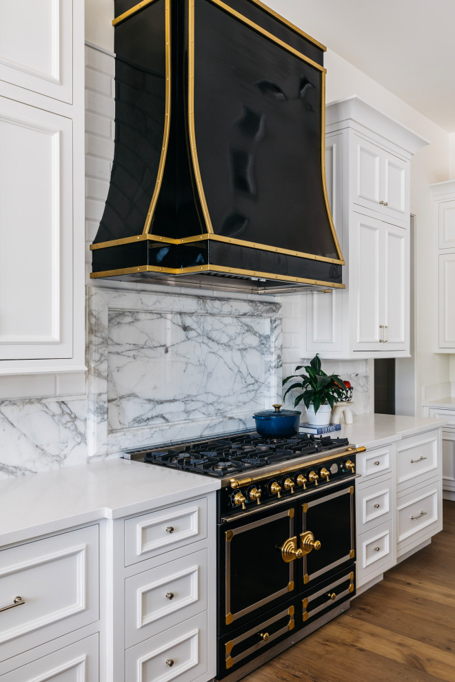 Inspiration for a transitional kitchen remodel in Phoenix
