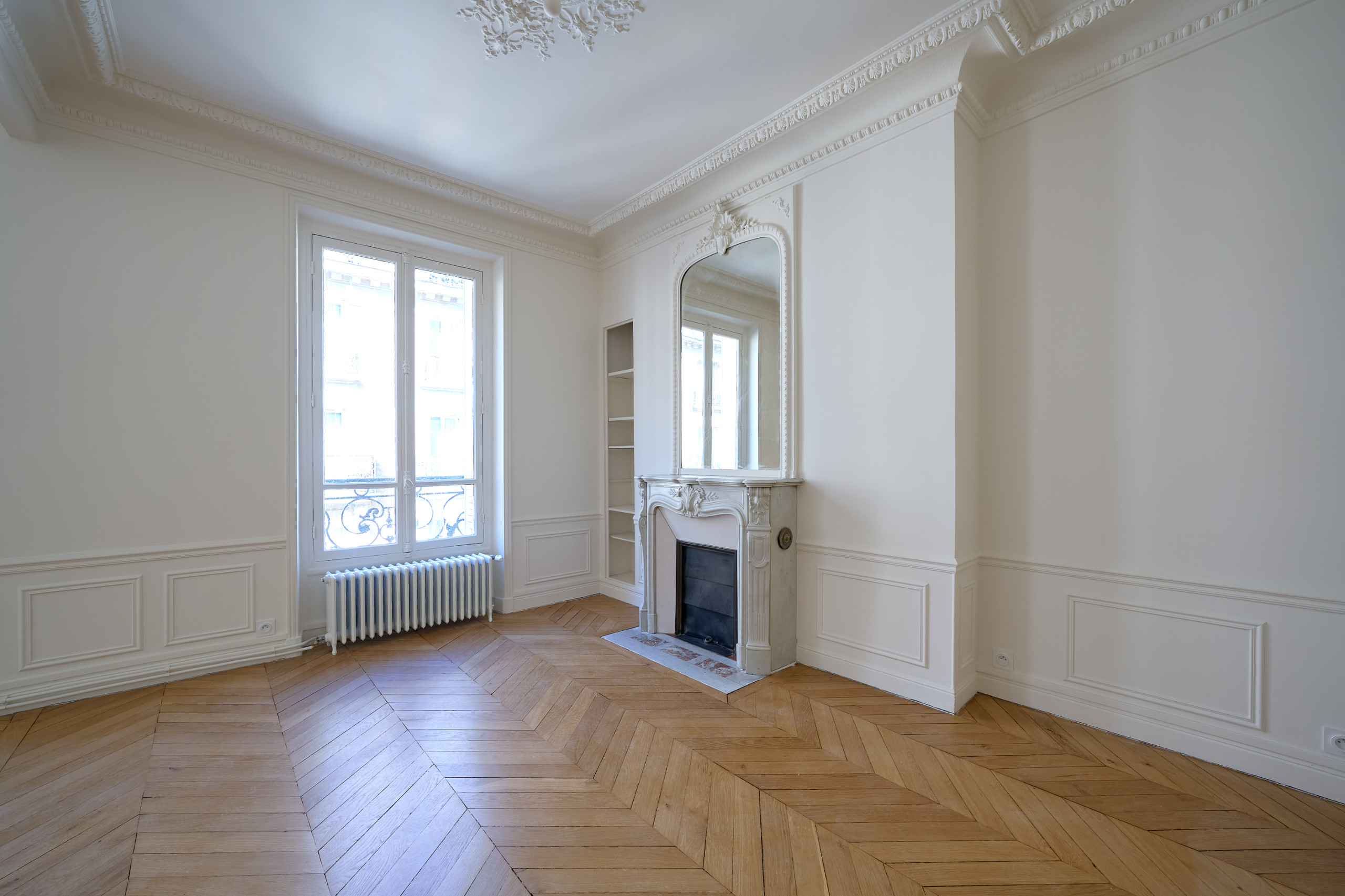 Rénovation et mise en valeur d'un appartement parisien à la Gare de Lyon