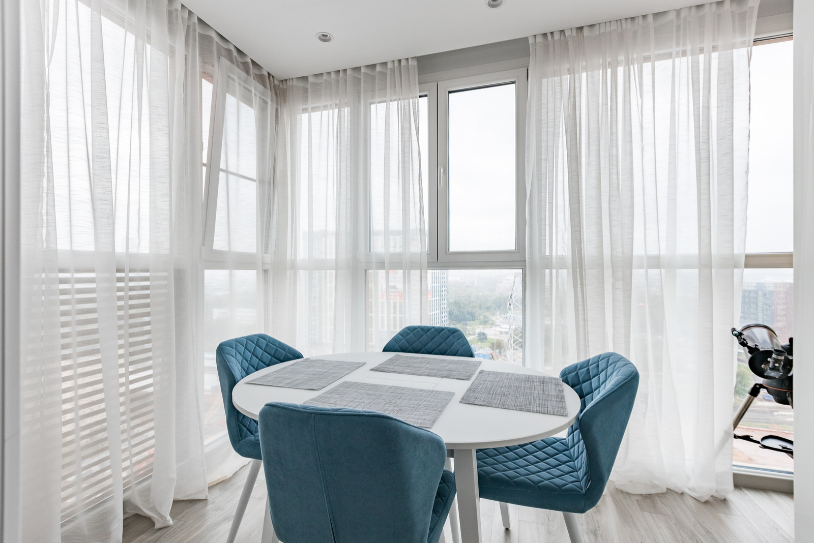 Life Ботаническая