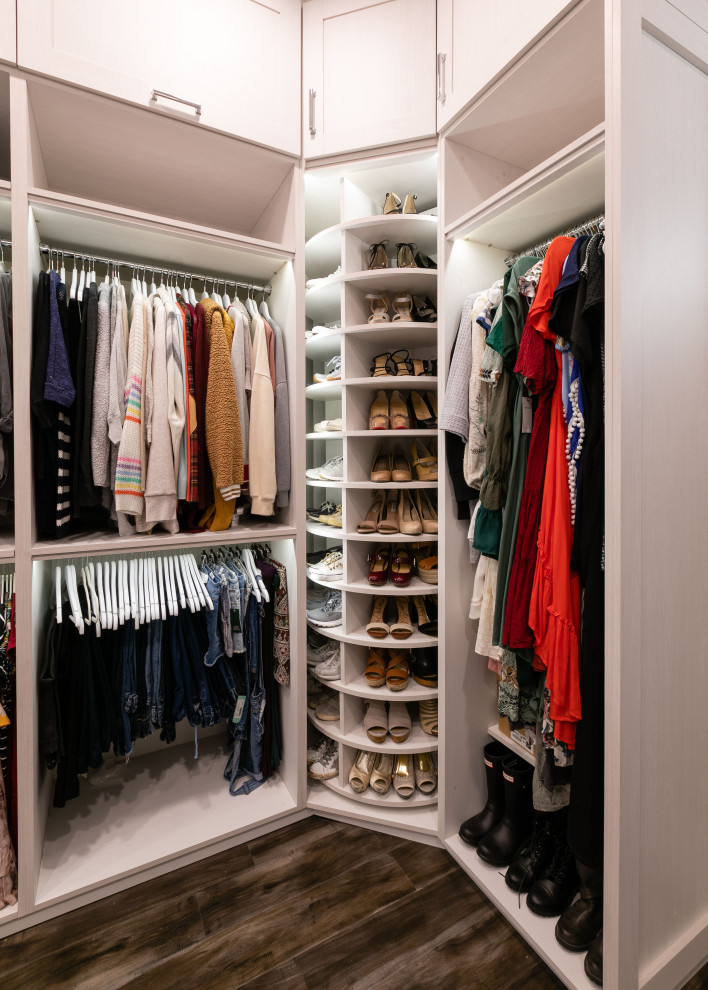 Example of a transitional closet design in Miami