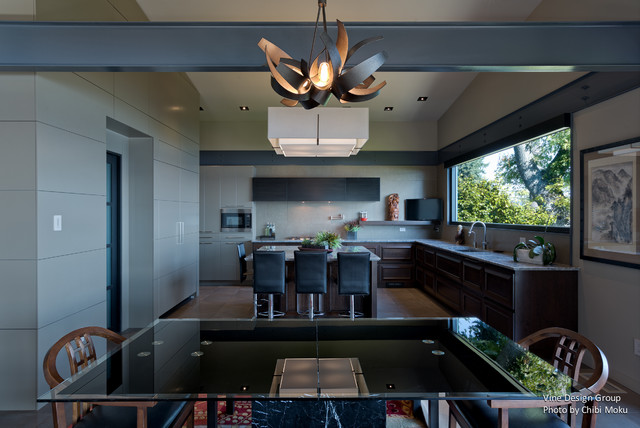 Gig Harbor, Washington  | Vine Design Group contemporary-dining-room