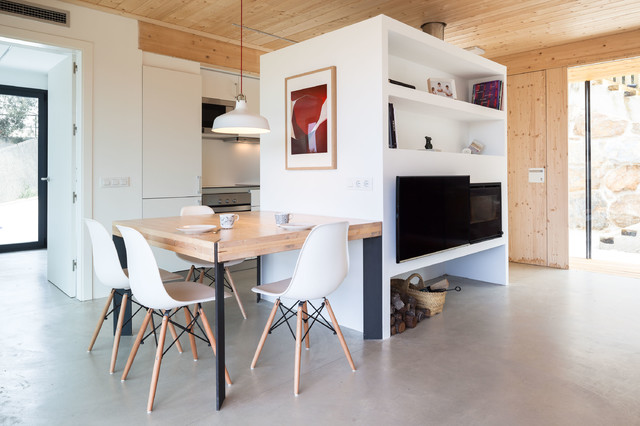 Casa eficient a Begur moderno-salotto