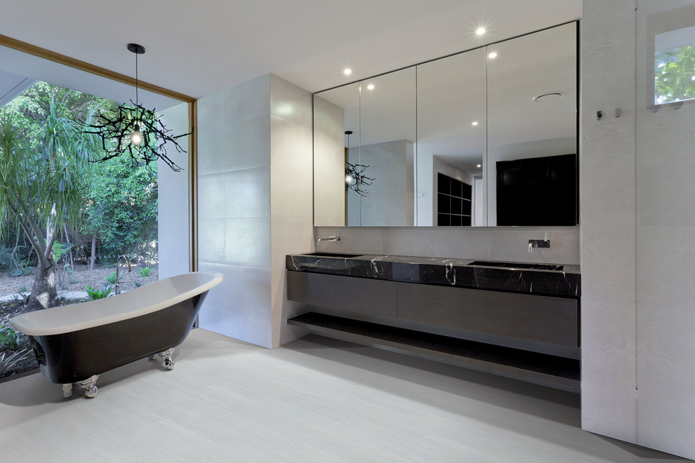 Inspiration for a bathroom remodel in Columbus