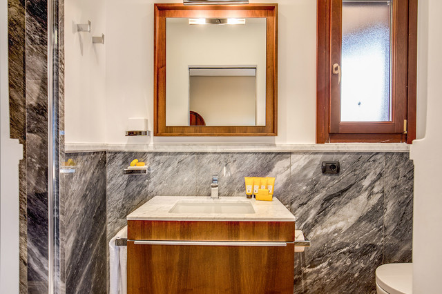 Nocetta modern-bathroom