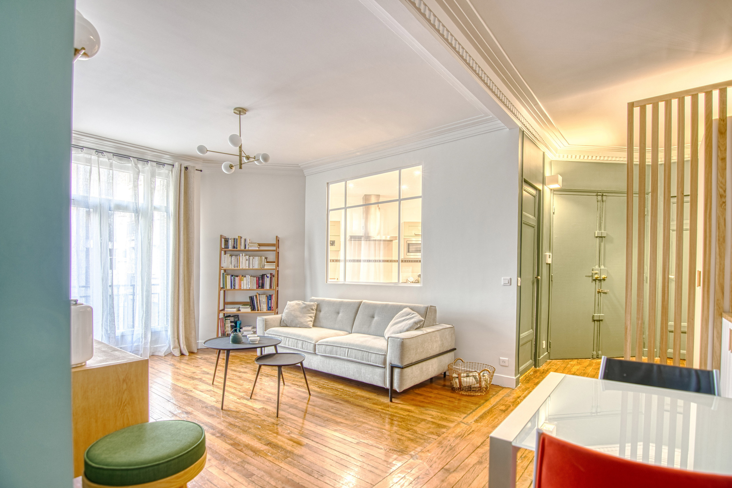 L'entrée crée dans le couloir définie bien les espaces