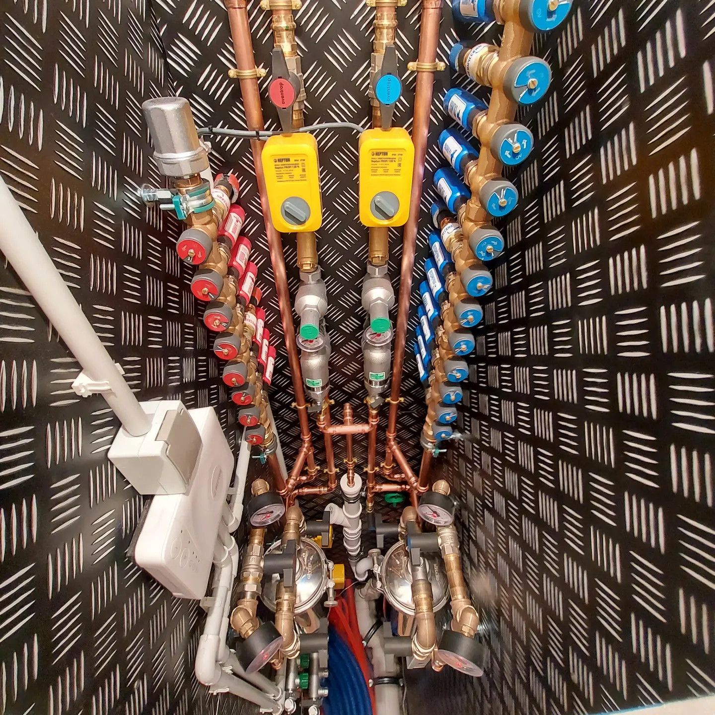 САНТЕХНИЧЕСКИЕ РАБОТЫ