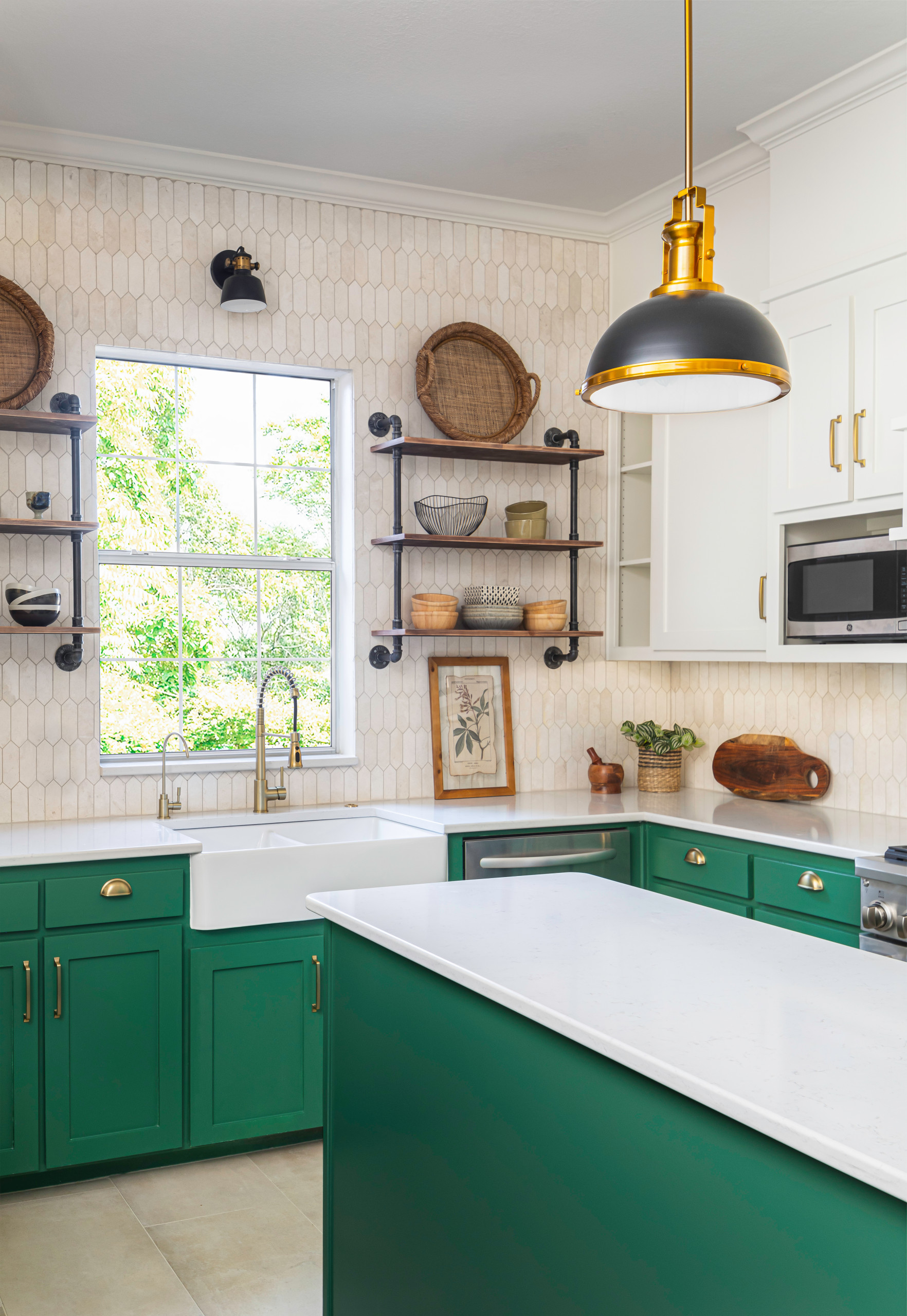 New This Week: 8 Kitchens With Gorgeous Green Cabinets, image size:1764x2560