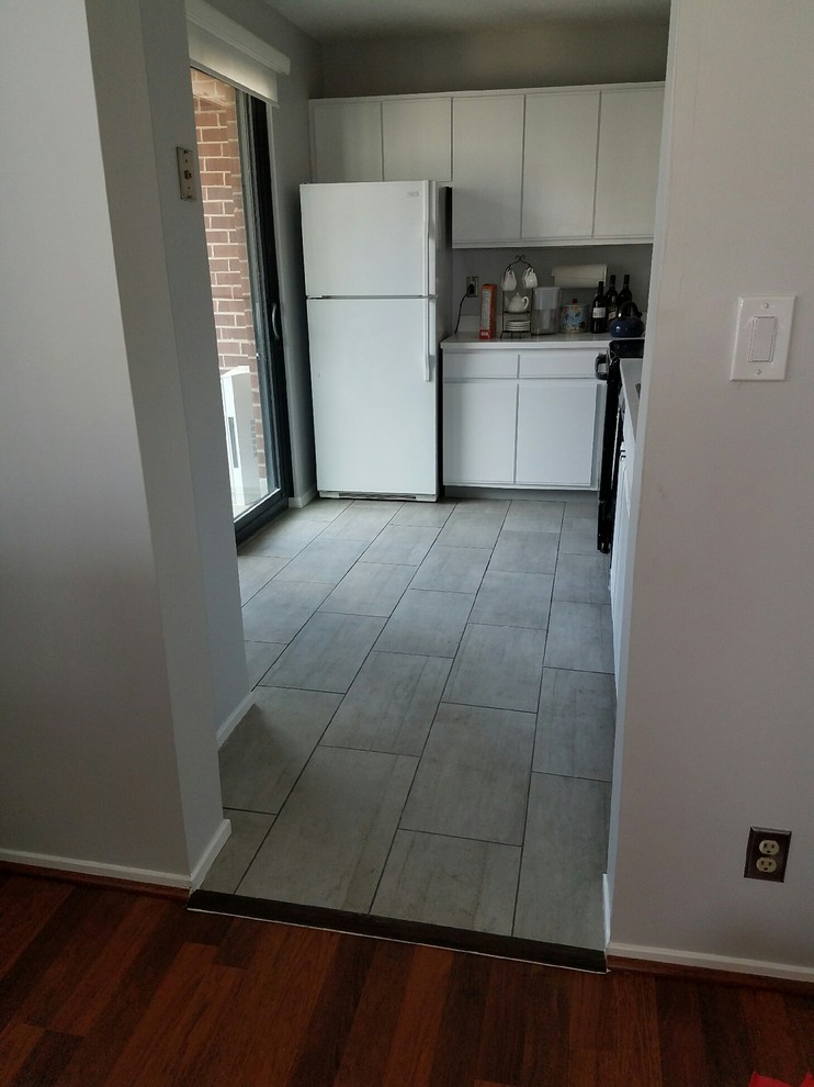 Example of a transitional kitchen design in DC Metro