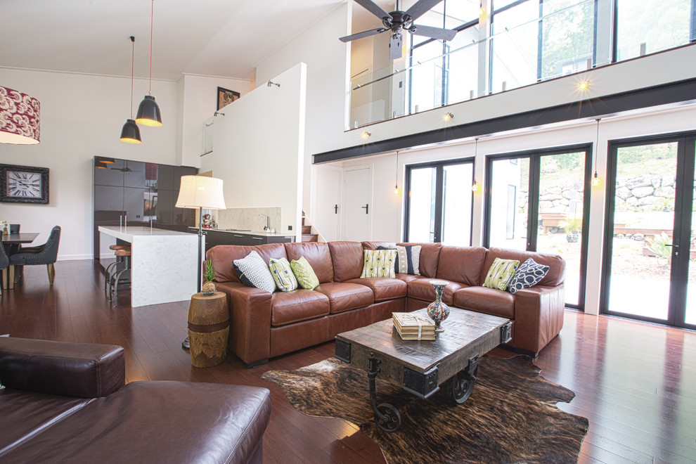 Design ideas for a contemporary living room in Brisbane.