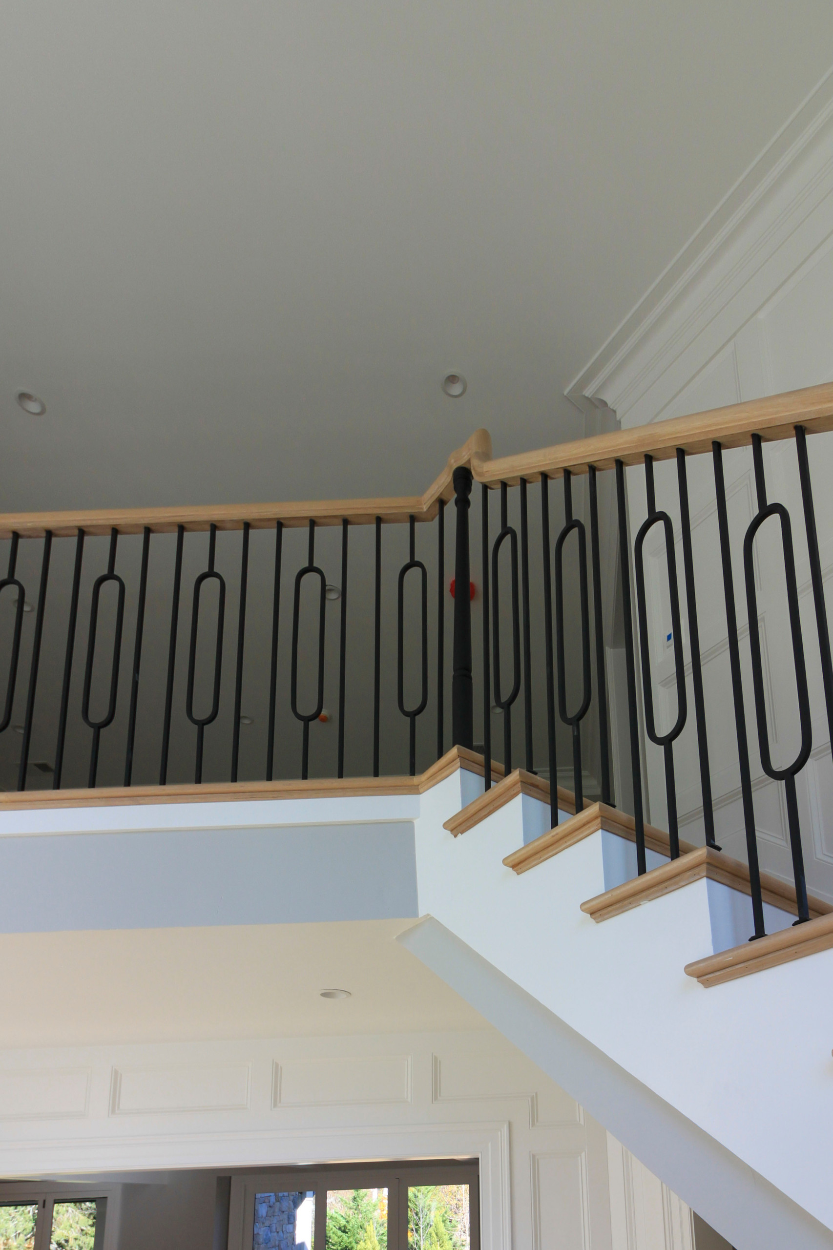 95_Remarkable and elegant floating elliptical staircase, McLean, VA 22101