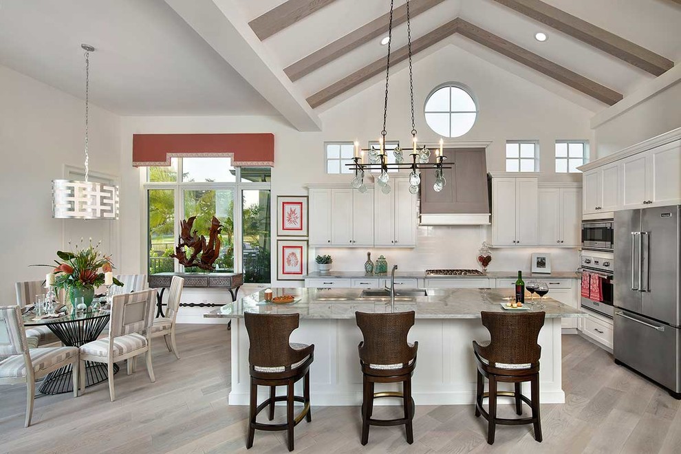 Transitional kitchen photo in Miami