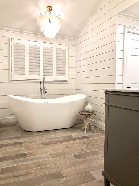 Carlson Master Bath - Farmhouse - Bathroom - Bridgeport - by Enhanced ...