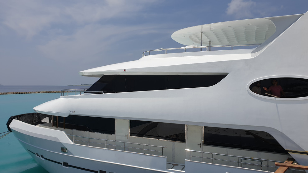 Сафари яхта