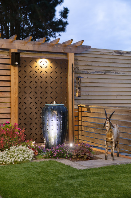 Queen Anne Makeover contemporary-garden