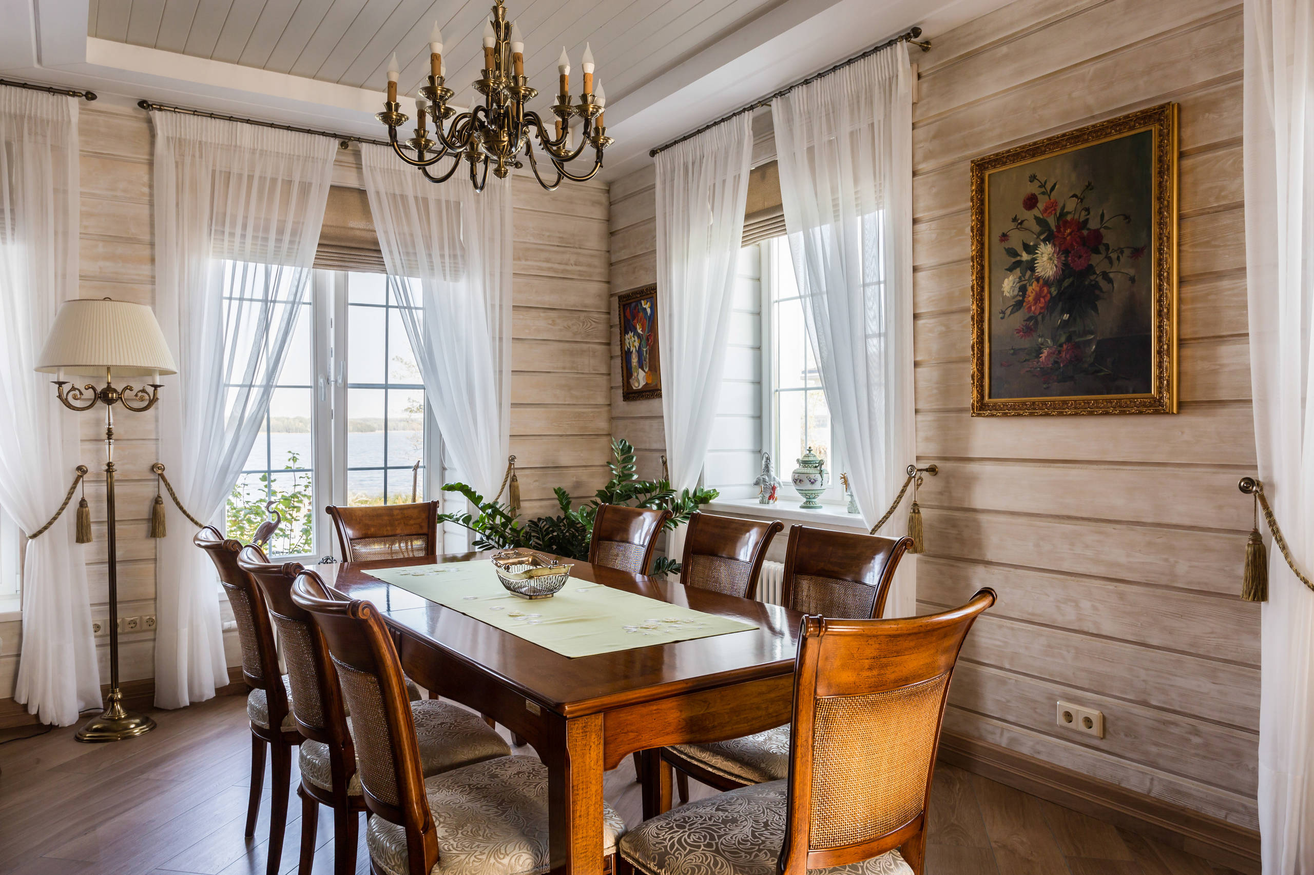traditional-dining-room.jpg (2560×1706)-花瓣网
