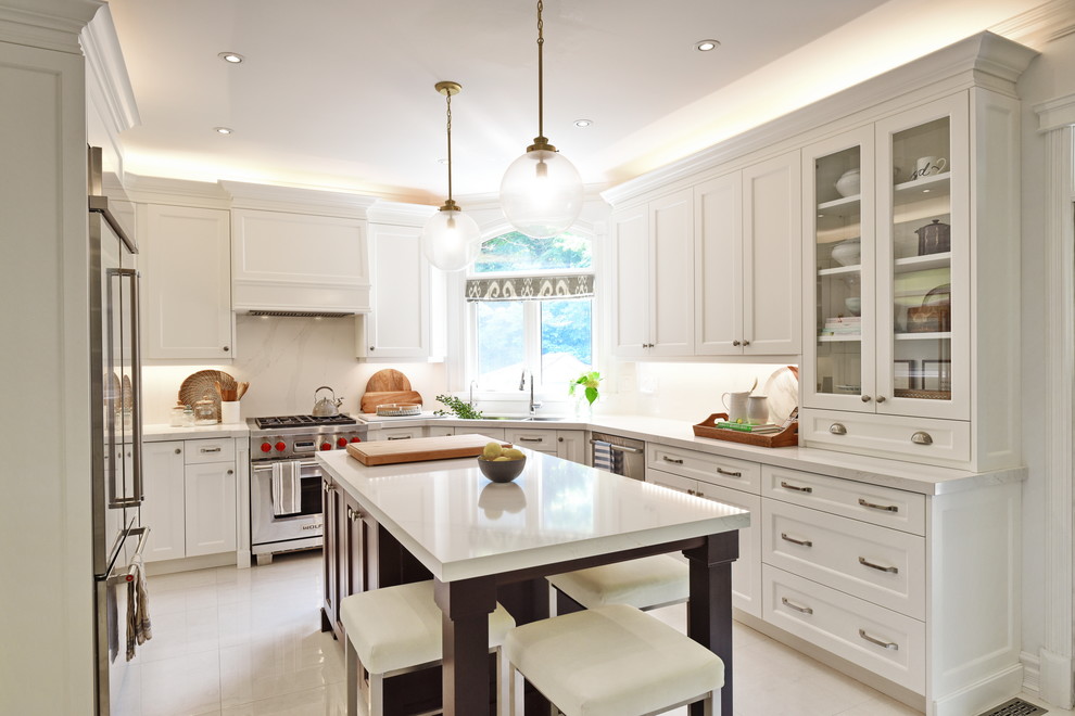 Kitchen - kitchen idea in Toronto