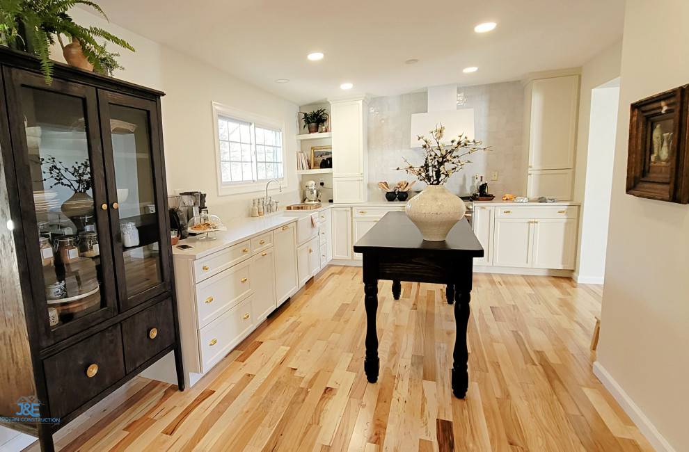 Inspiration for a rustic kitchen remodel in Baltimore