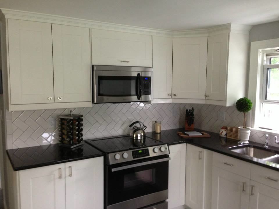 Transitional kitchen photo in Boston