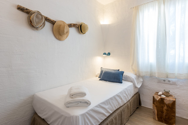 Dos viviendas mediterranean-bedroom