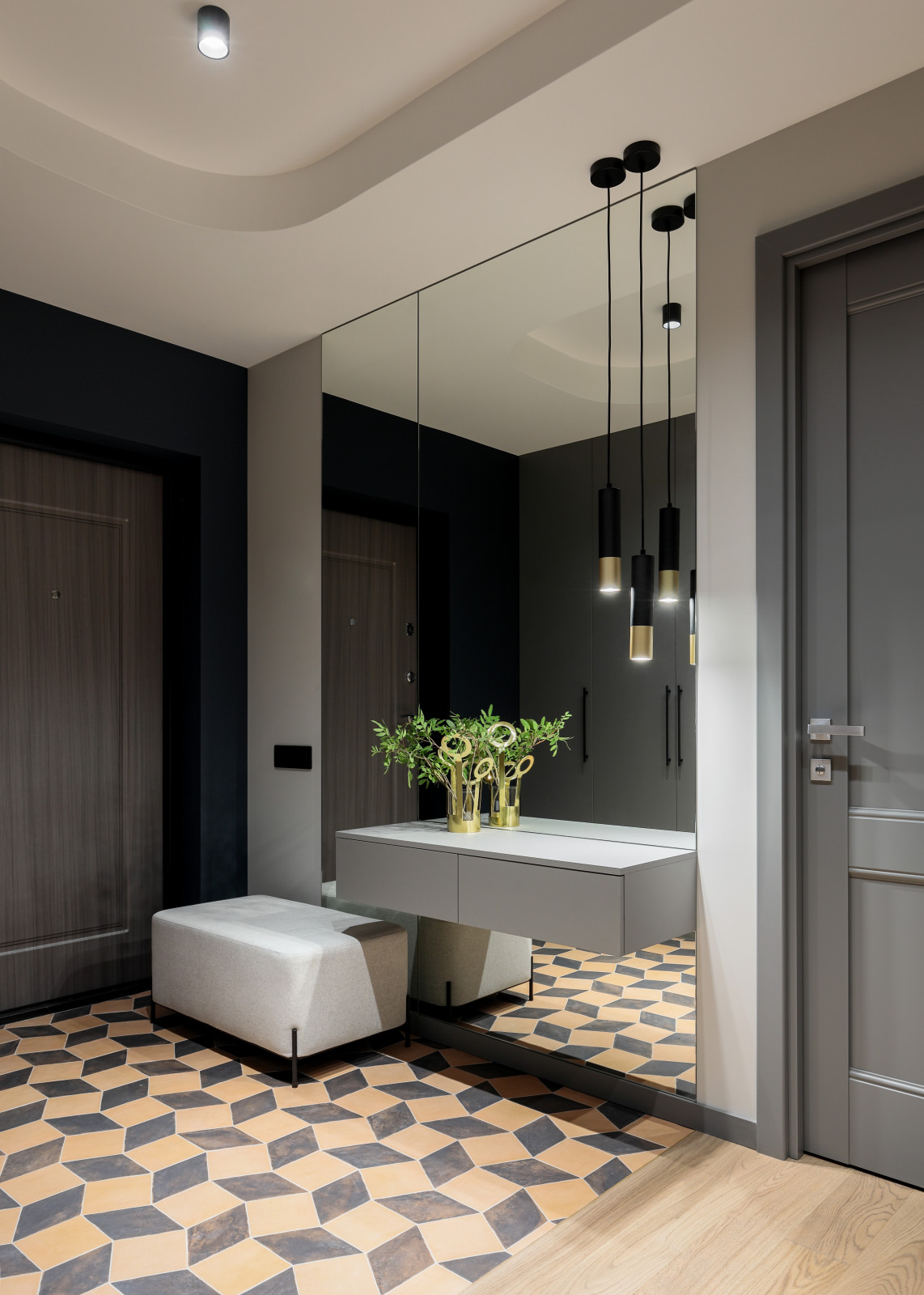 Квартира с синей кухней и детской комнатой