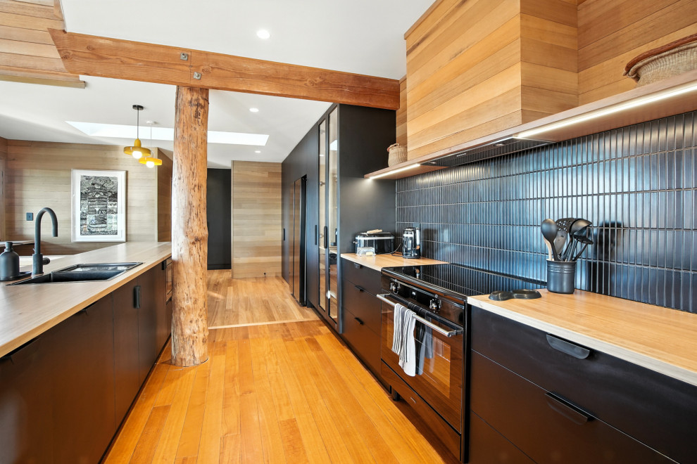 Photo of a contemporary kitchen in Hobart.
