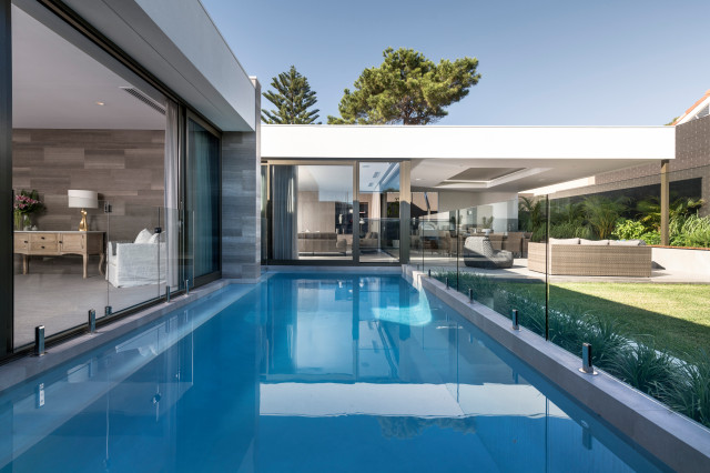 Reflections trendy-pool
