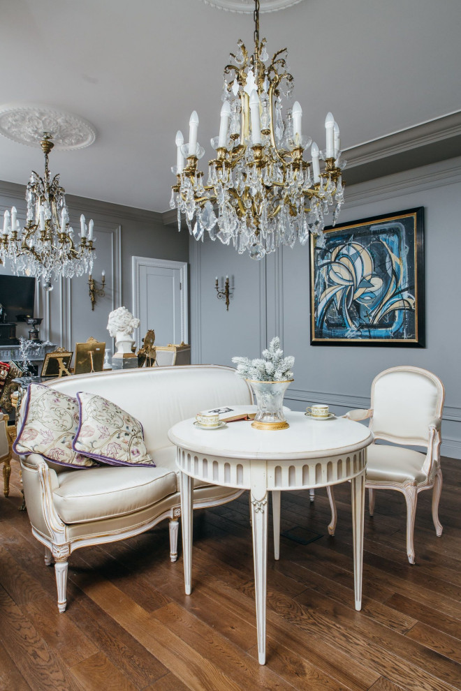 Салон предметов интерьера и антиквариата в Москве