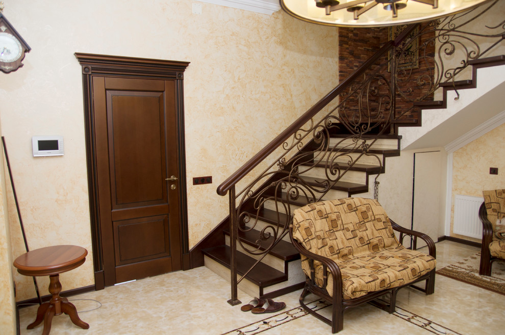 Лестница на бетонном оснавании