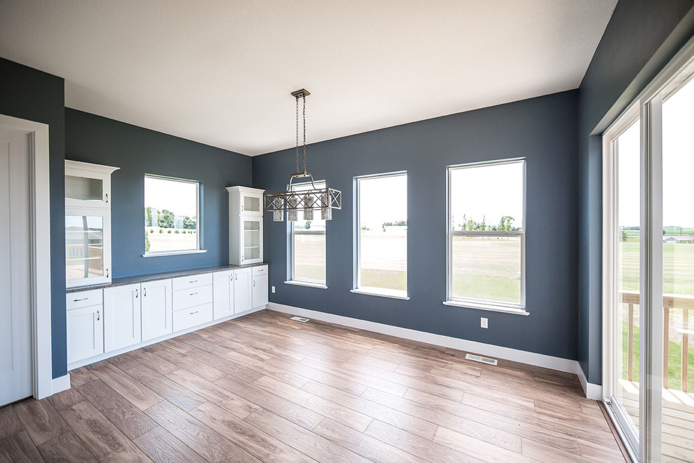Dining room - transitional dining room idea in Cedar Rapids