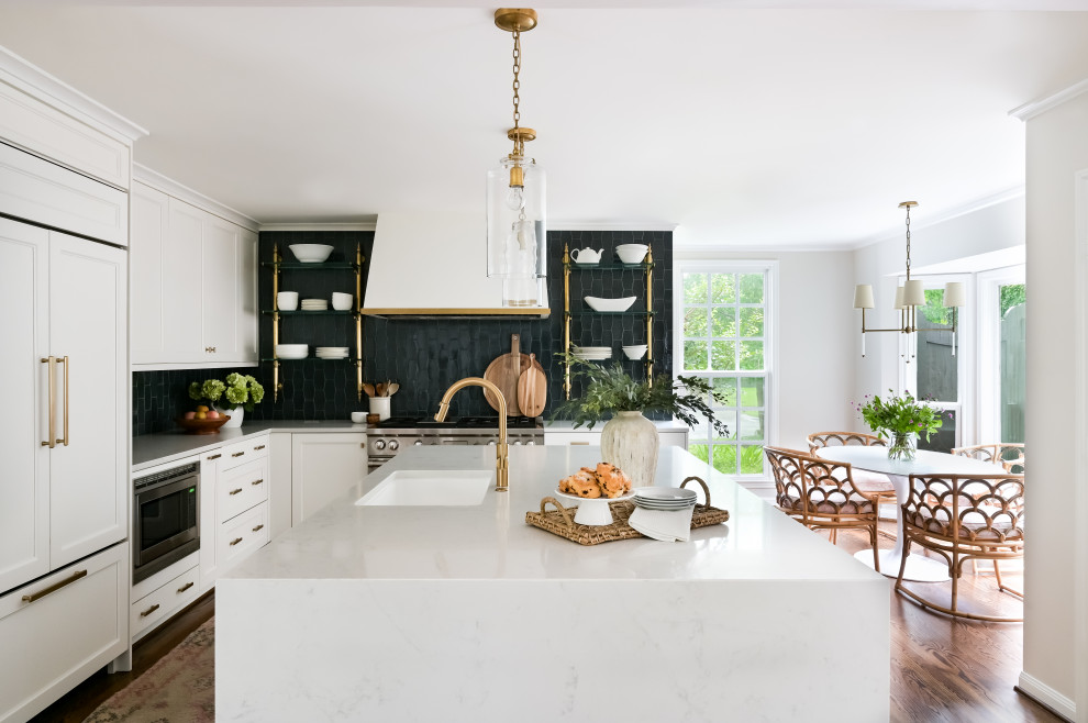 Inspiration for a transitional kitchen remodel in Houston