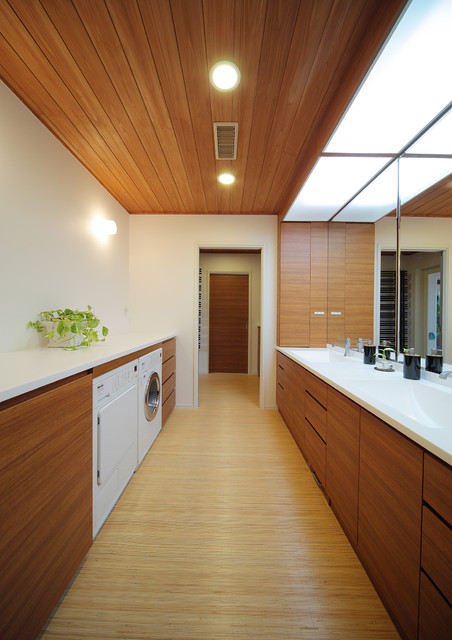 CASA CUBE contemporaneo-lavanderia