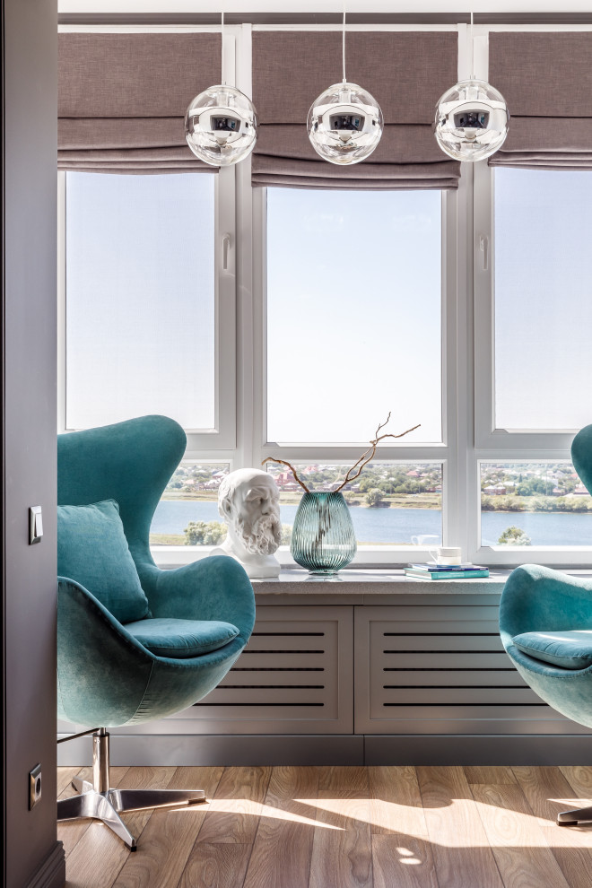 Гостиная с балконом