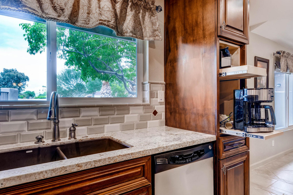 Traditional Kitchen