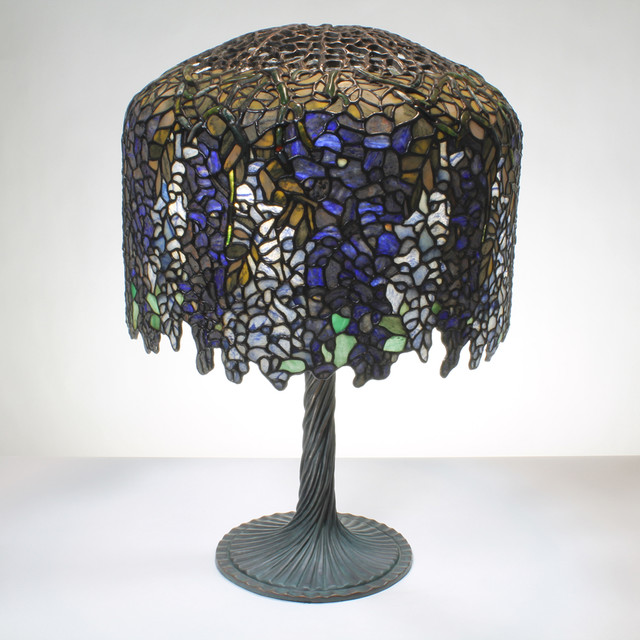 18-inch Winsome Wisteria Gemstone Tiffany-Style Table Lamp