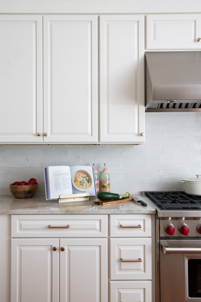 Example of a transitional kitchen design in Charlotte