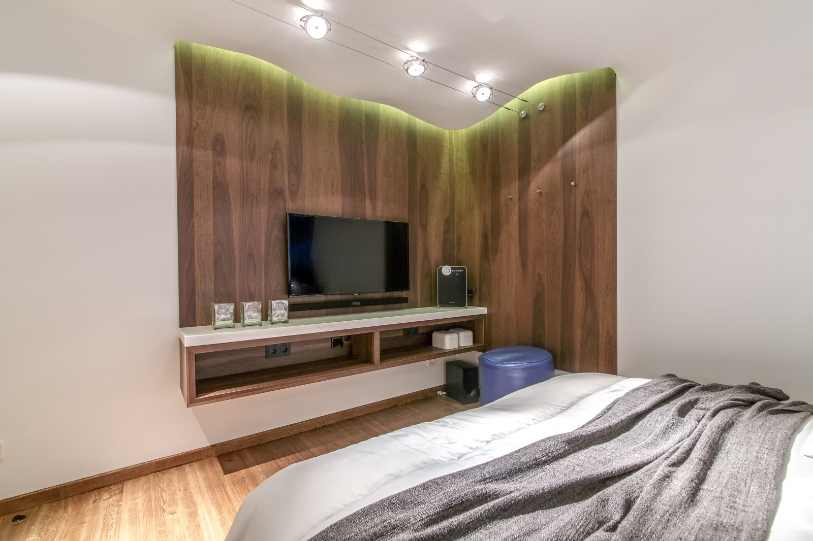 Спальня под облаками