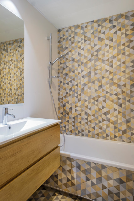 Reforma integral de vivienda en Zaragoza modern-badezimmer