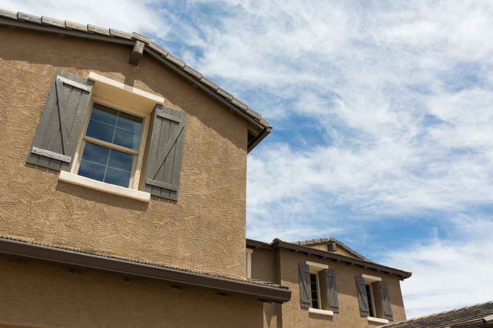 Inspiration for a transitional home design remodel in Phoenix