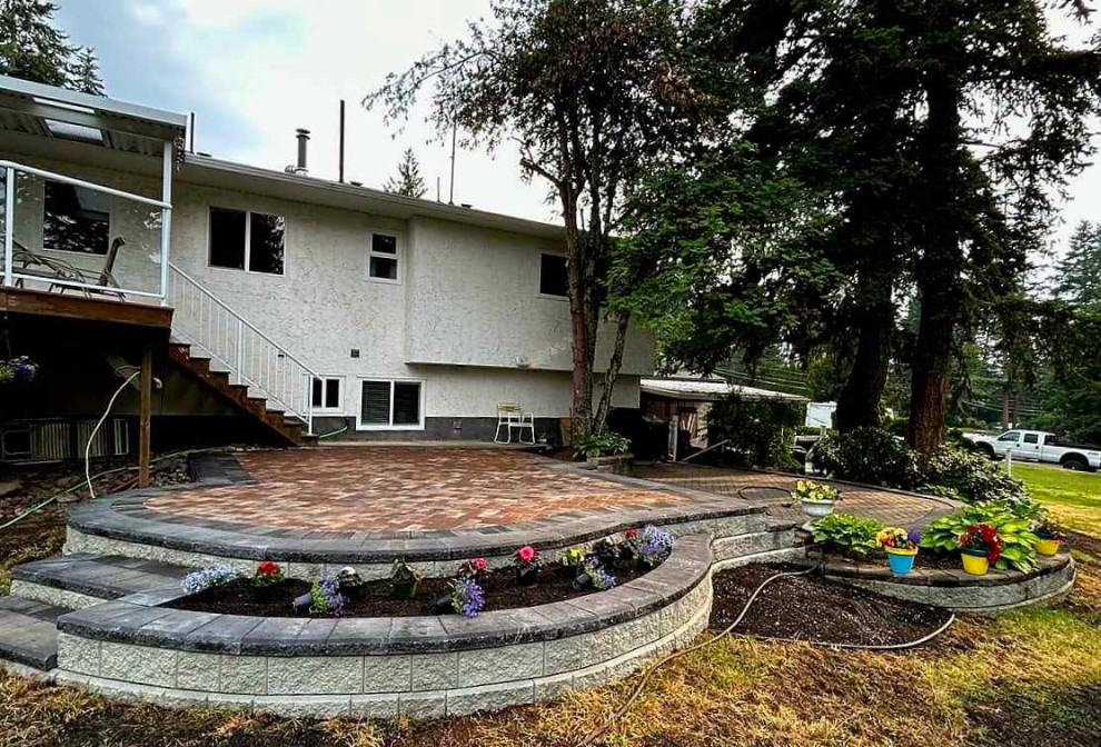 Muir Patio
