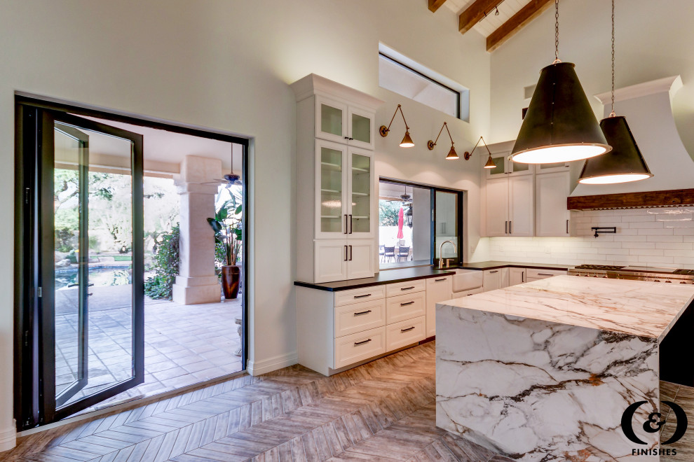 Home design - transitional home design idea in Phoenix