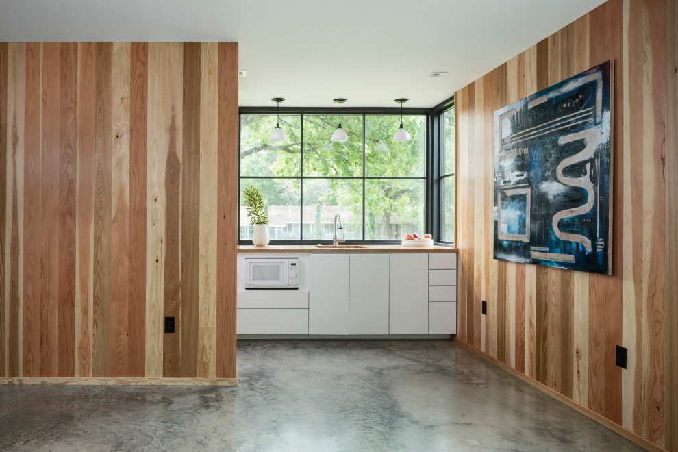 Inspiration for a modern kitchen remodel in Austin