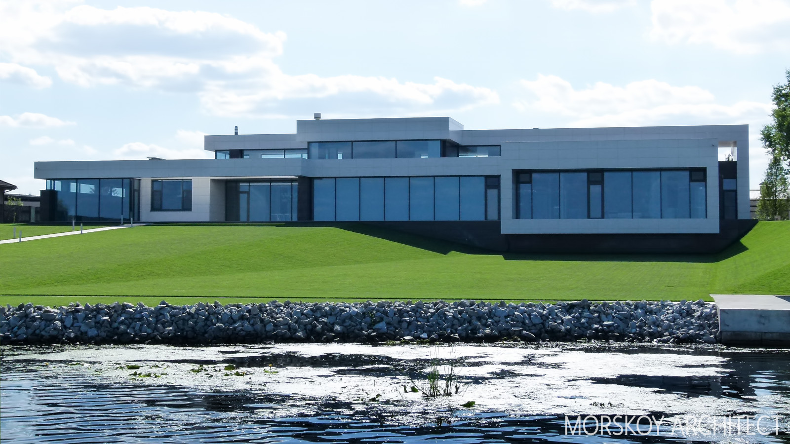 An individual residential house, 780m².