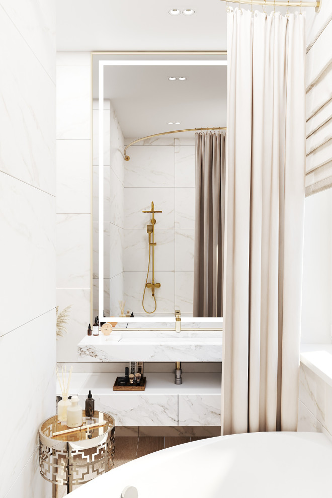 Раковина с зеркалом в ванной комнате