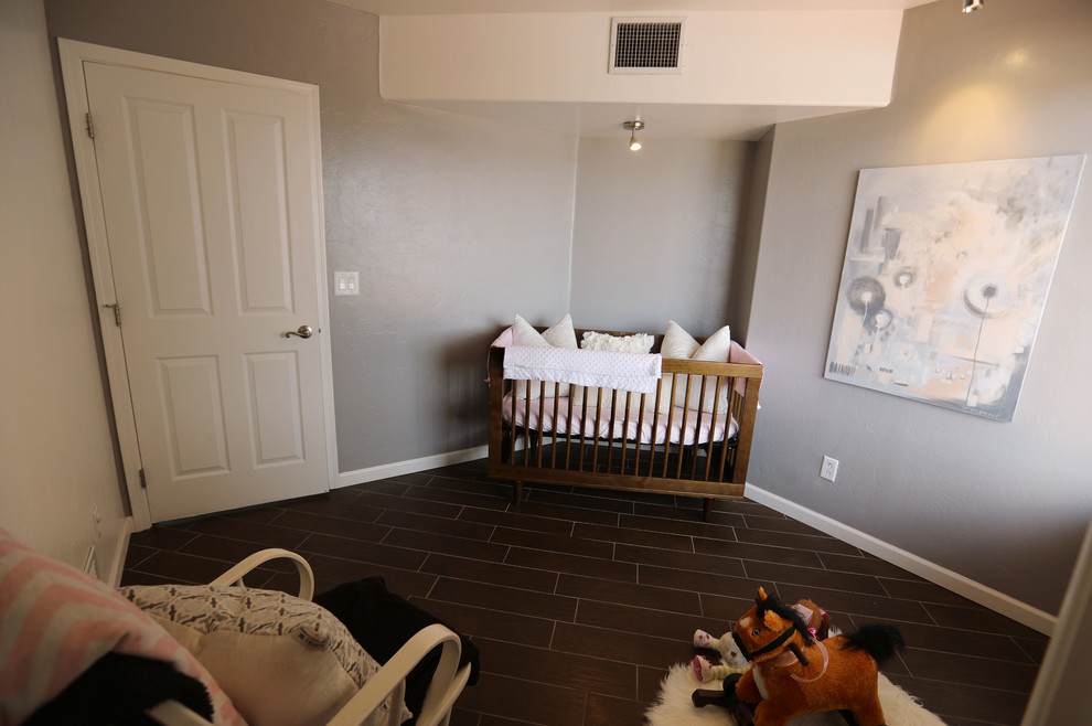 Inspiration for a transitional home design remodel in Phoenix