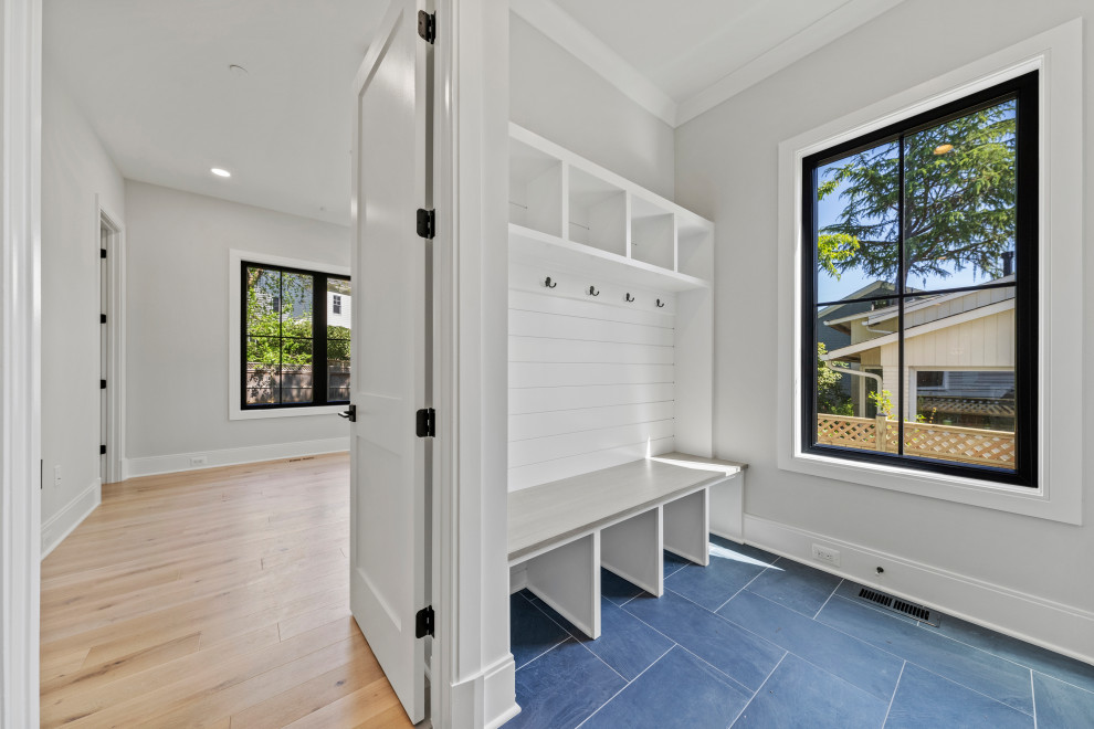 Modern Farmhouse Rochester V