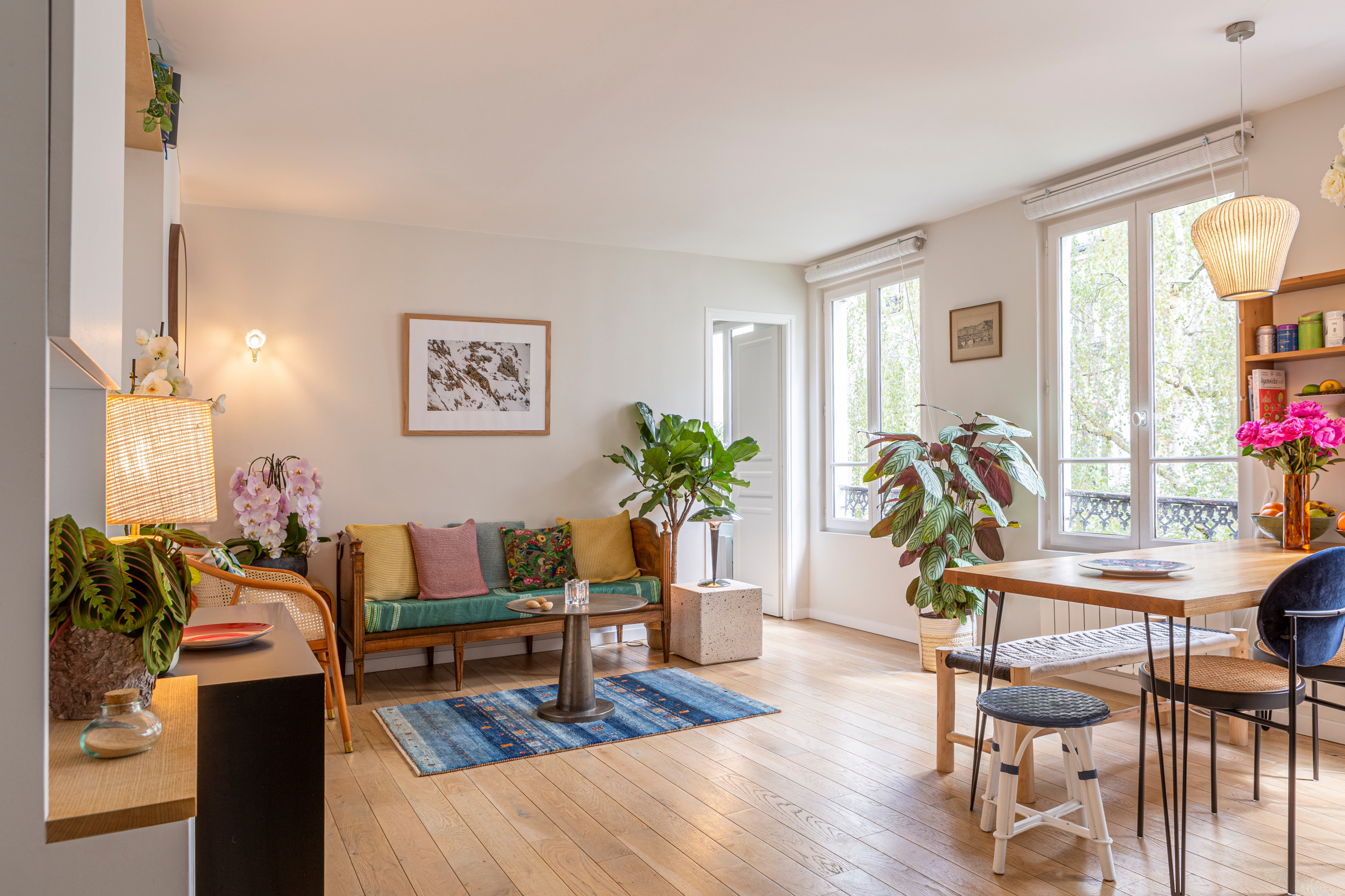 Home design - eclectic home design idea in Paris