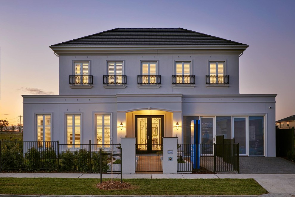Design ideas for a transitional exterior in Melbourne.