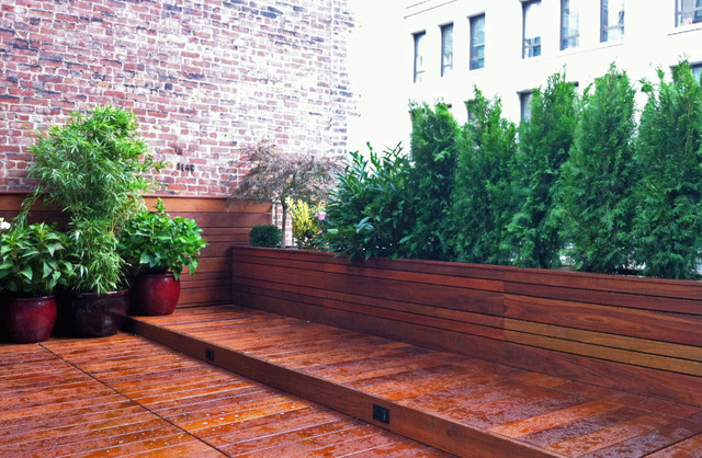 Manhattan Roof Garden: Terrace Deck, Wood Planter Boxes, Fence, Container Garden contemporary-terrace