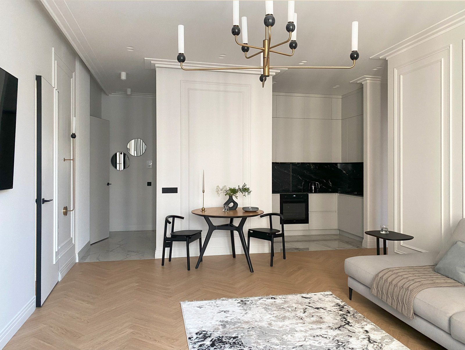 Графичный "Черно-белый" интерьер для студентки архитектурного ВУЗа